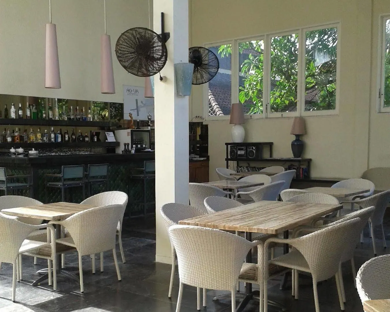 Bali Court Hotel & Apartment Legian  3*, Legian (Bali)