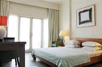 Bali Court Hotel & Apartment Legian 3*,  Indonesia