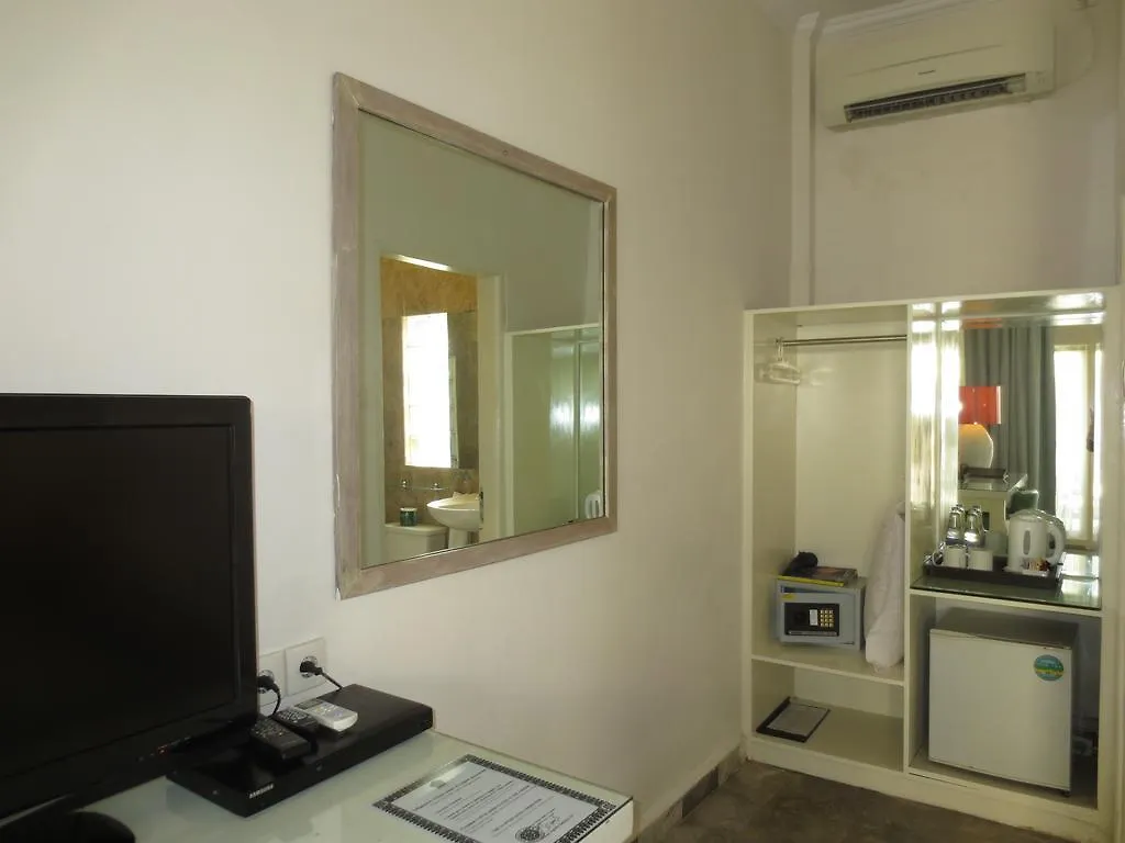 Bali Court Hotel & Apartment Legian